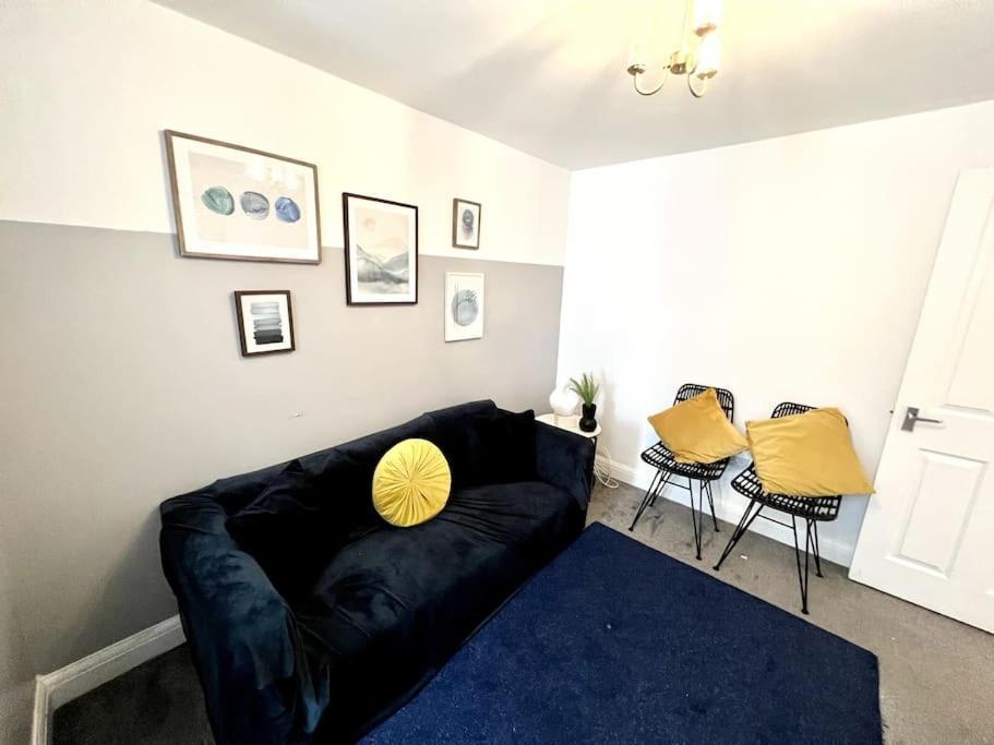 Modern 2 Bed Close To Mall With Parking & Garden لندن المظهر الخارجي الصورة